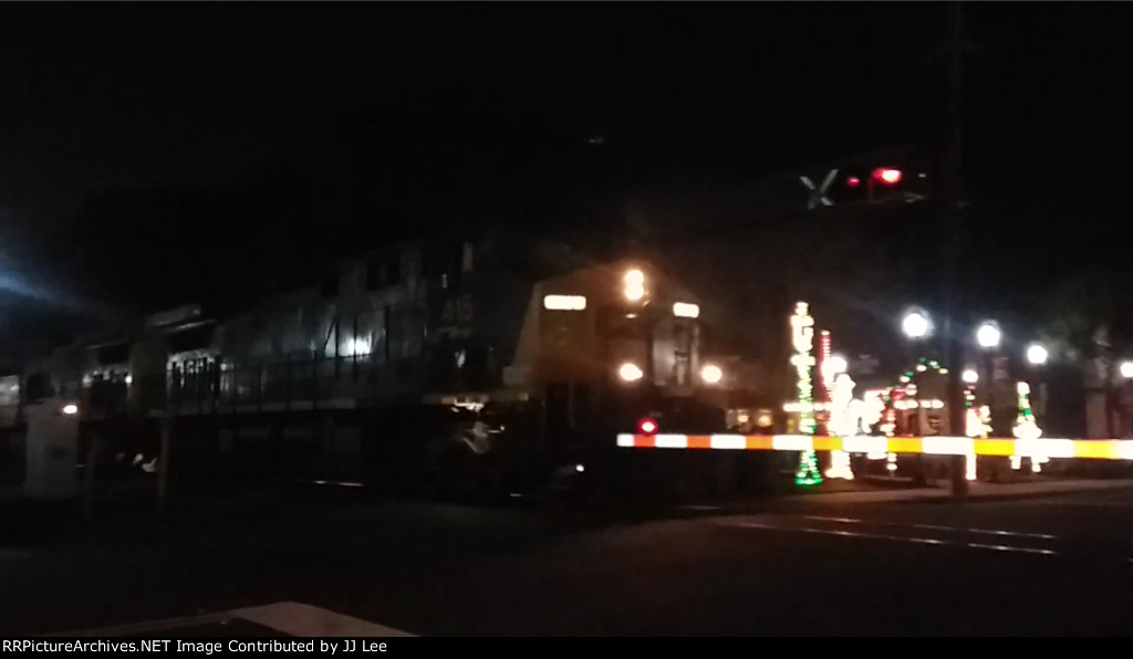 CSX 415 & 521 on CSX Q046